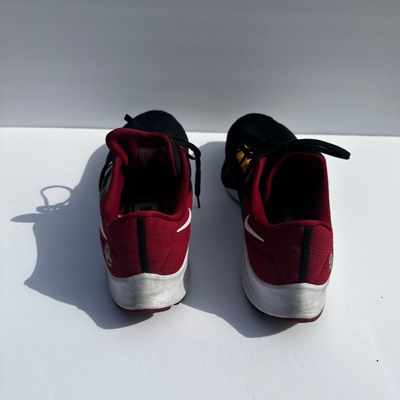 Nike Air Zoom Pegasus 38 USC TROJANS Running Shoes - Picture 6 of 10